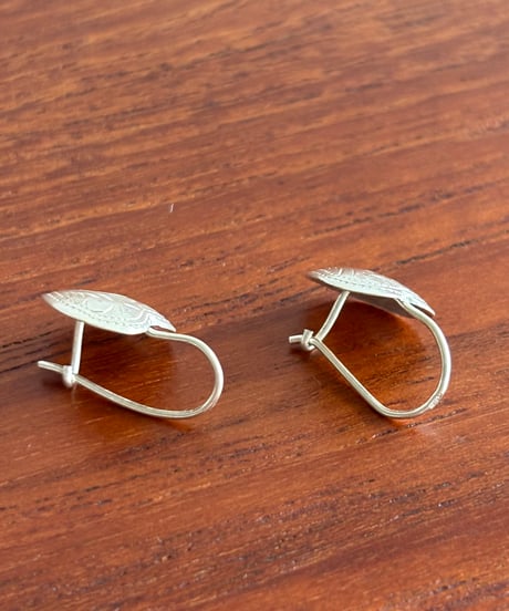 シルバーピアス　ハート