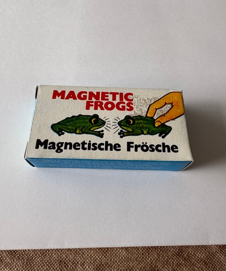 マグネチックカエル　Magnetic Frogs