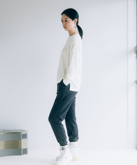 -M-［medium］ロングスリーブTシャツ LST / オフホワイト