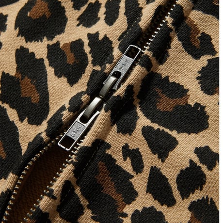 XLARGE | LEOPARD ZIP HOODED SWEATSHIRT(WHITE)
