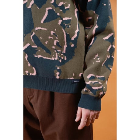 QUASI SKATEBOARDS / PAMO SWEATER (CAMO)