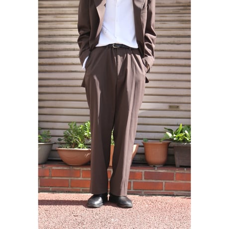 SEDAN ALL-PURPOSE| Action Pleats Easy Trousers (Dark Brown)