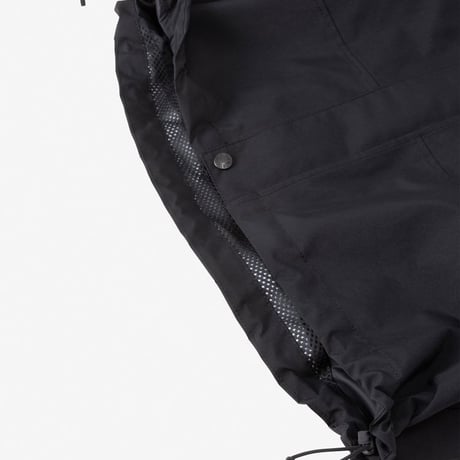 THE NORTH FACE / Mountain Jacket (Black)