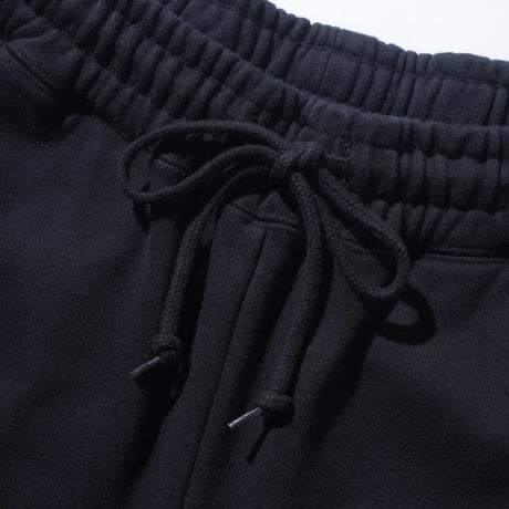 XLARGE | CURSIVE WIDE SWEAT PANTS(BLACK)