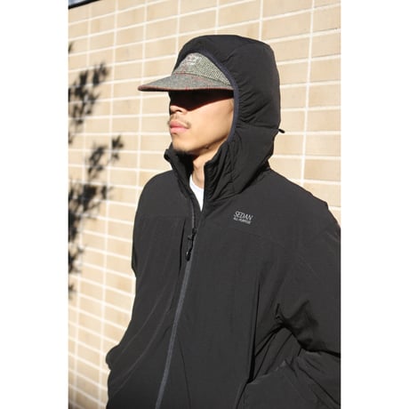 SEDAN ALL-PURPOSE|  trech Puff Hoodie (Black)