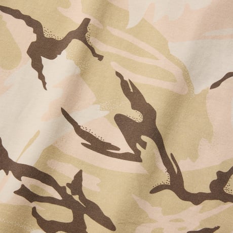 EVISEN SKATEBOARDSゑ®︎ | E LOGO CAMO TEE (Sand Camo)
