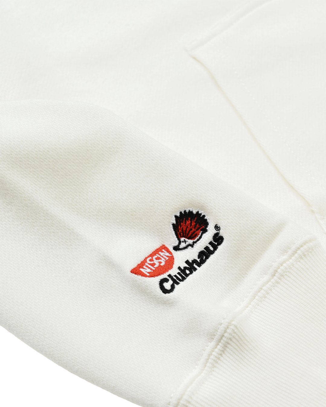 CUPNOODLE × CLUBHAUS Hoodie - White | CLUBHAUS