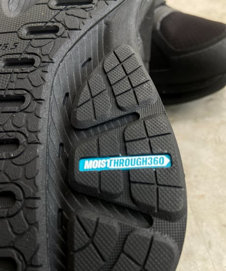 【SALE】<mens> MOISTHROUGH360 (モイスルー サンロクマル) waterproof shoes VENTIRIS ●送料無料●