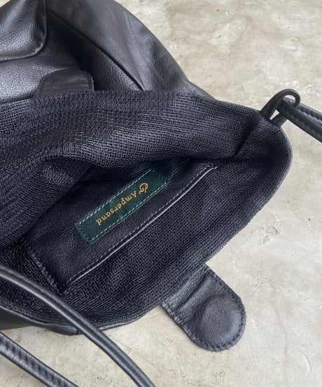 <unisex>Ampersand(アンパサンド) ウォッシャブルレザー　バケツショルダーバッグ()●送料無料●