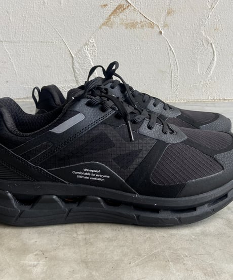 【SALE】<mens> MOISTHROUGH360 (モイスルー サンロクマル) waterproof shoes VENTIRIS ●送料無料●