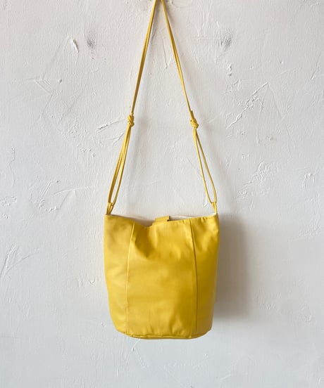 <unisex>Ampersand(アンパサンド) ウォッシャブルレザー　バケツショルダーバッグ()●送料無料●
