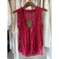 all lace sleeveless tops