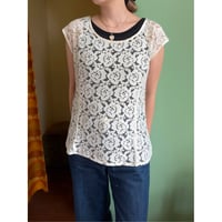 all lace sleeveless tops