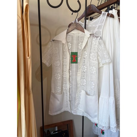lace s/s open shirt ⚪️