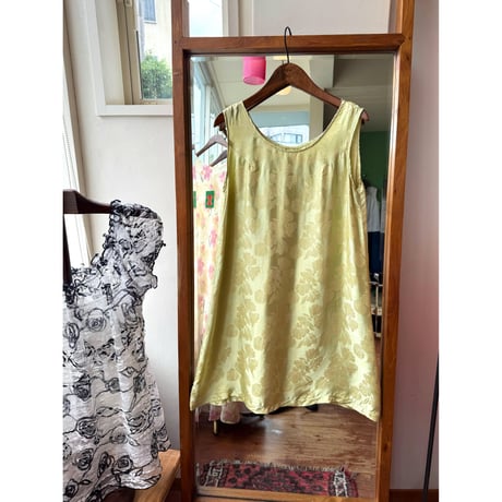 floral pattern sleeveless dress