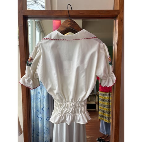 floral embroidery tunic