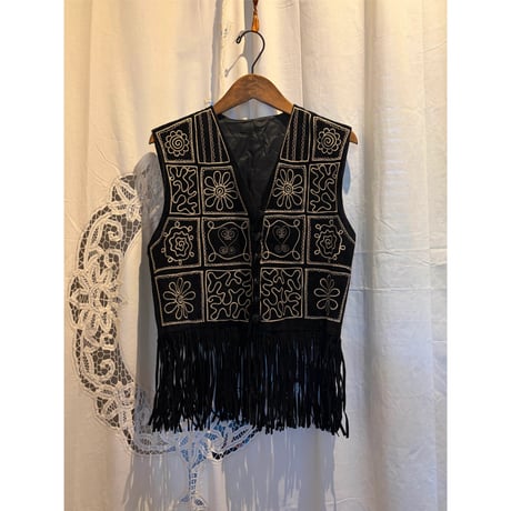made in Italy embroidery fringe vest