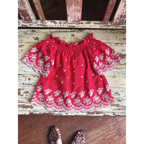 embroidery blouse