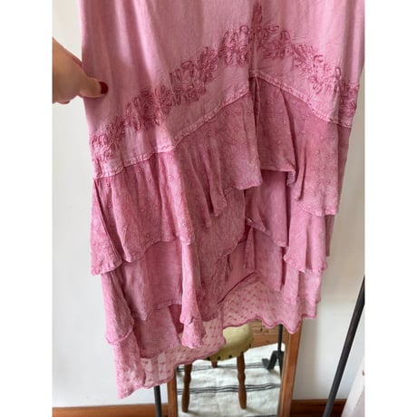 embroidery  design long skirt