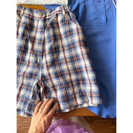 check design shorts ⚪️