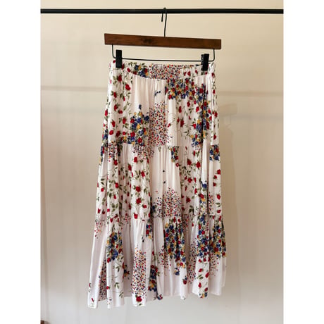 floral skirt