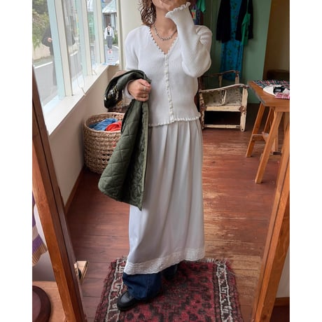 frill design knit tops