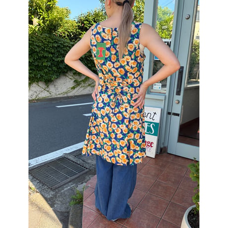 made in California sunflower design midi dress ⚪️