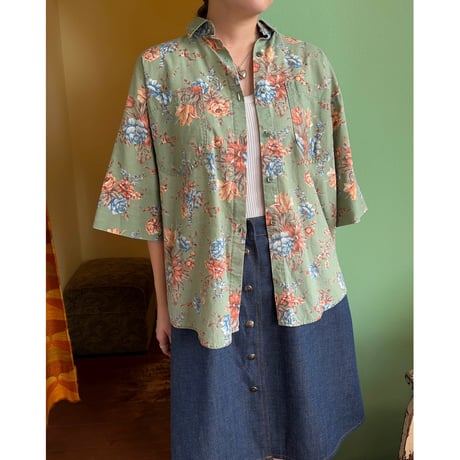 made in USA flower pattern s/s shirt