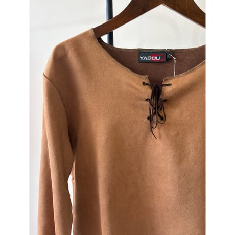 lace up suède tops