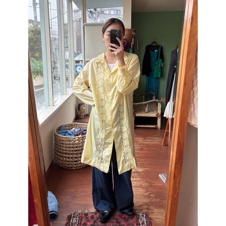 lace design long shirt ⚪️