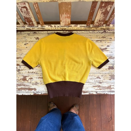 bi-color s/s knit tops
