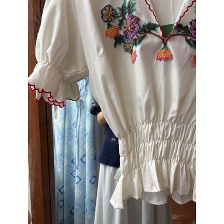 floral embroidery tunic