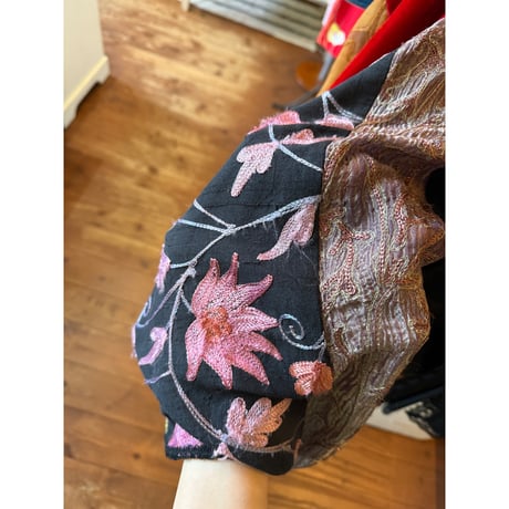 velours design long skirt