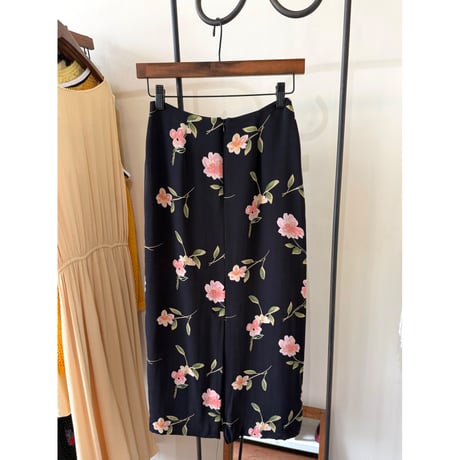 floral pattern skirt
