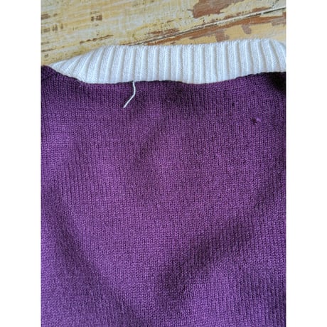 v neck line sweater