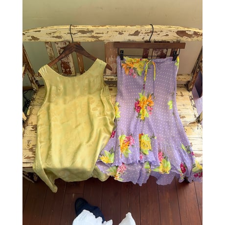 floral pattern sleeveless dress