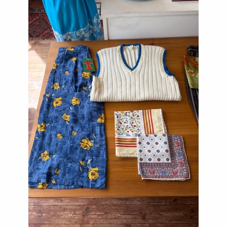 knit vest