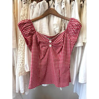 heart button gingham check tops