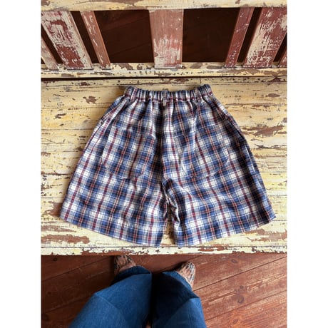check design shorts ⚪️