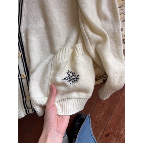 embroidery knit cardigan