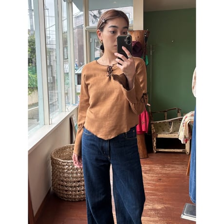 lace up suède tops