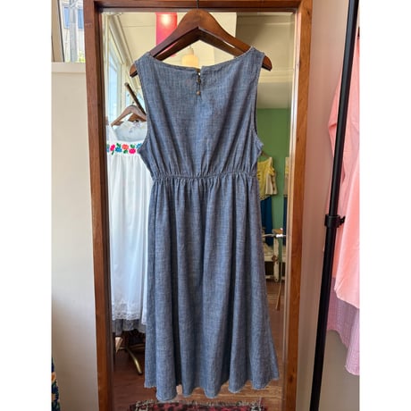 crochet design denim dress ⚪️