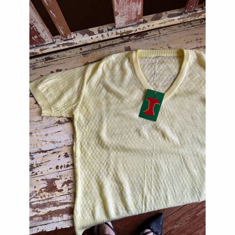 yellow s/s knit tops