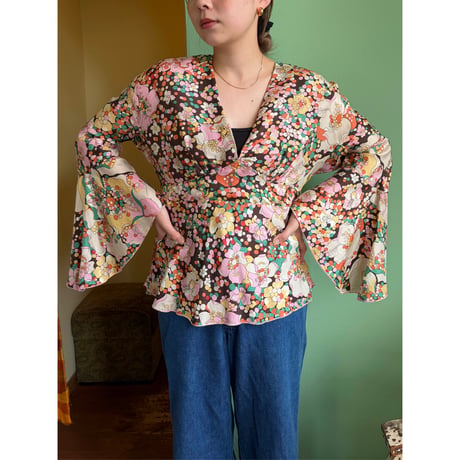 floral design blouse