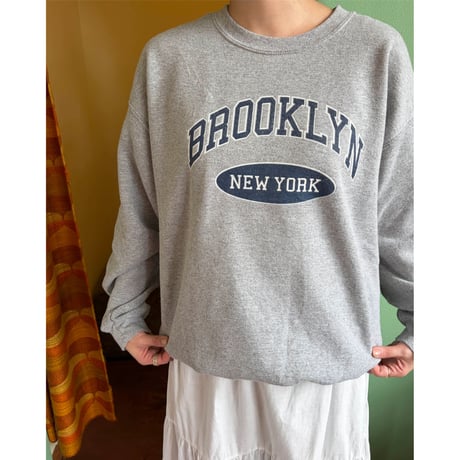 Brooklyn print sweat