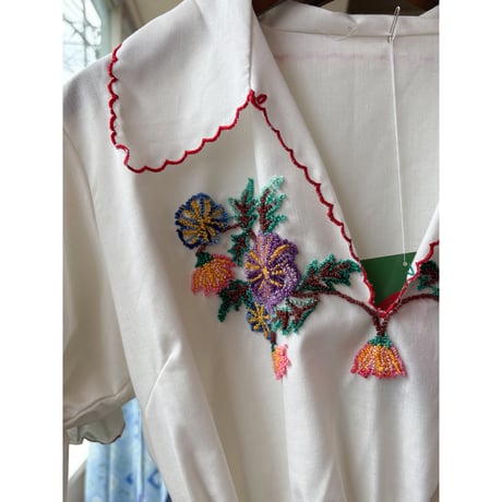 floral embroidery tunic
