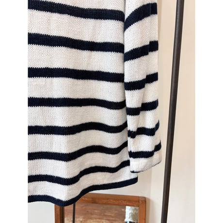 border sweater 　⚪️