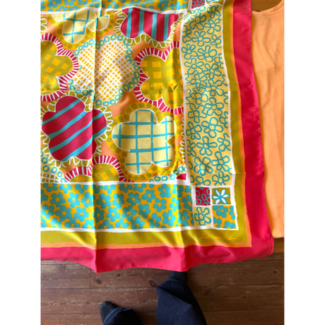 floral pattern scarf