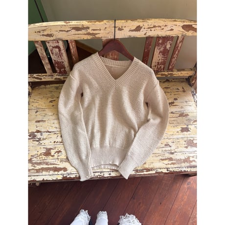v neck sweater