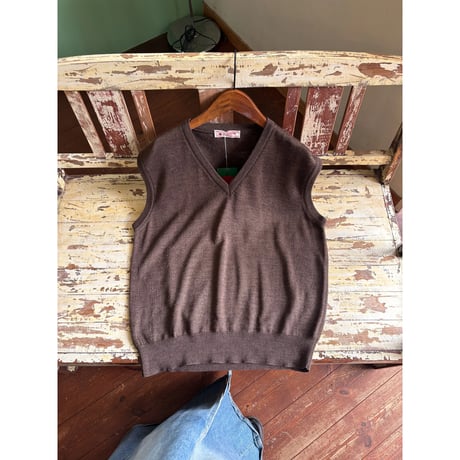 brown knit vest